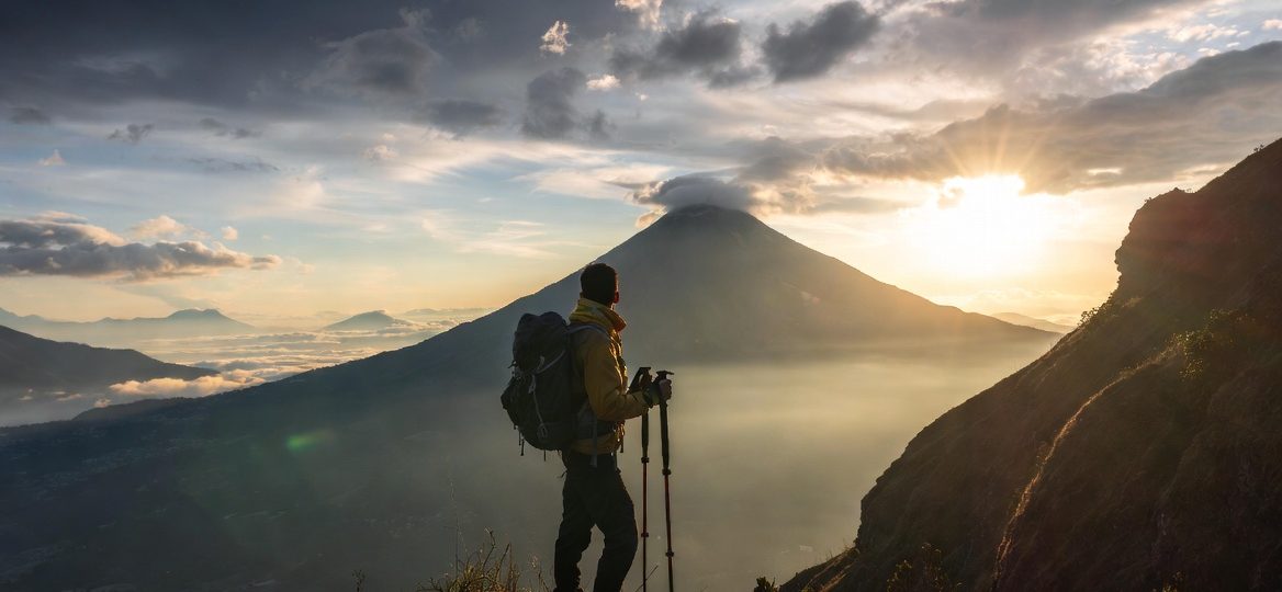 Tips Persiapan Fisik dan Mental Sebelum Mendaki Gunung Tinggi